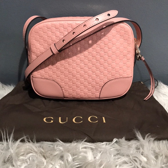 Gucci Handbags - Gucci crossbody